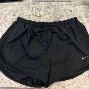 Nike Tempo All Black shorts in large